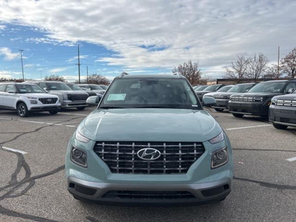 New 2026 Hyundai Venue SEL SUV