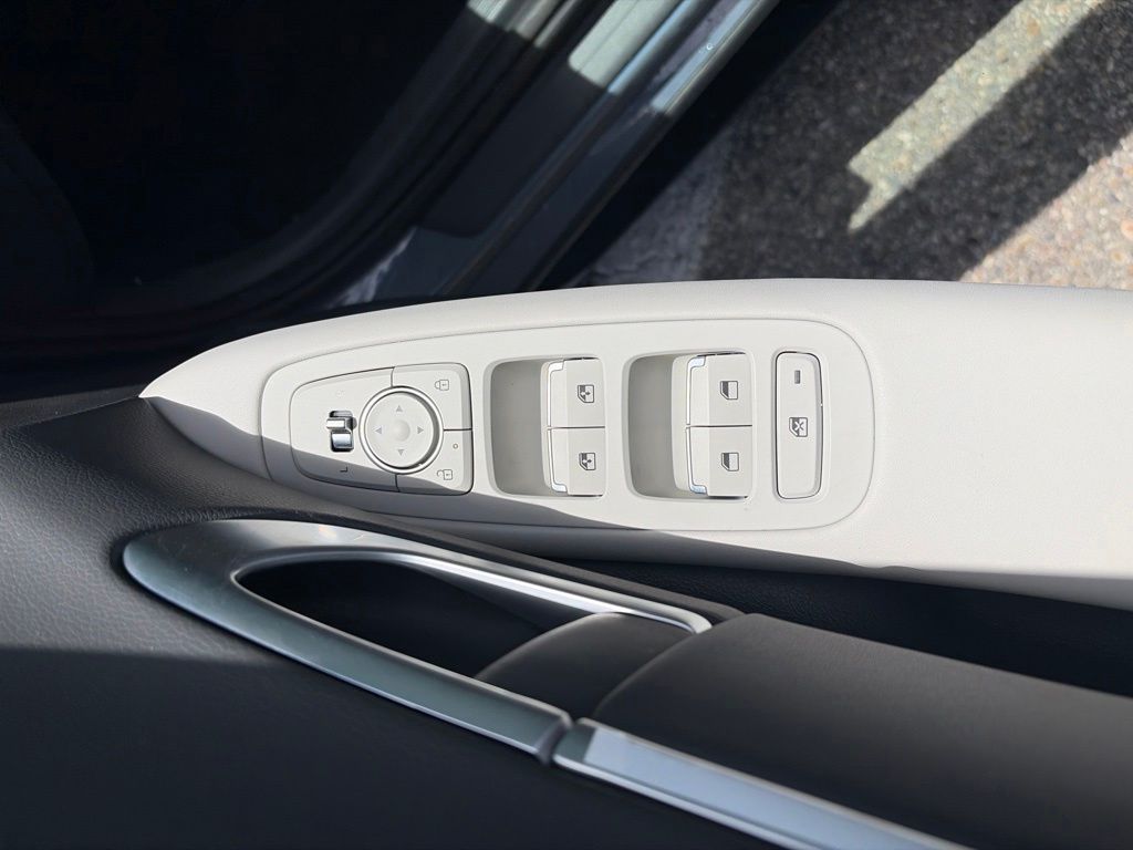 2026 Hyundai Sonata SEL - Photo 10