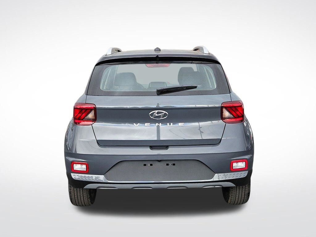 Used 2026 Hyundai Venue SEL SUV