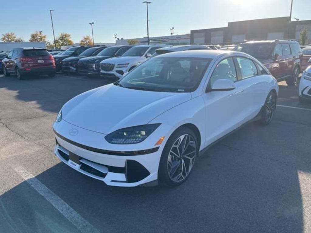 New 2025 Hyundai IONIQ 6 SEL Sedan