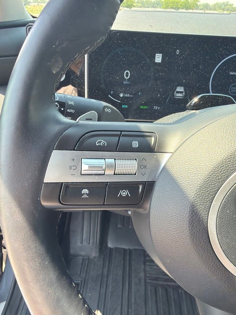 2025 Hyundai Tucson Limited - Photo 13