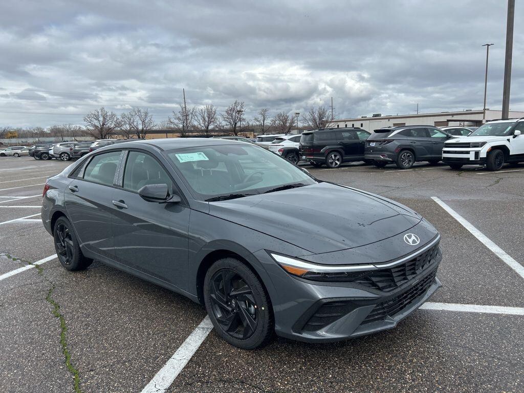 New 2026 Hyundai Elantra SEL Sport Sedan