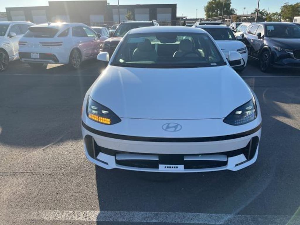 New 2025 Hyundai IONIQ 6 SEL Sedan