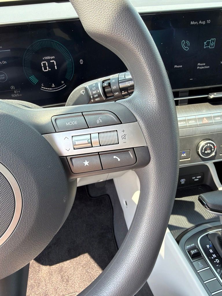 2026 Hyundai Kona SE - Photo 14