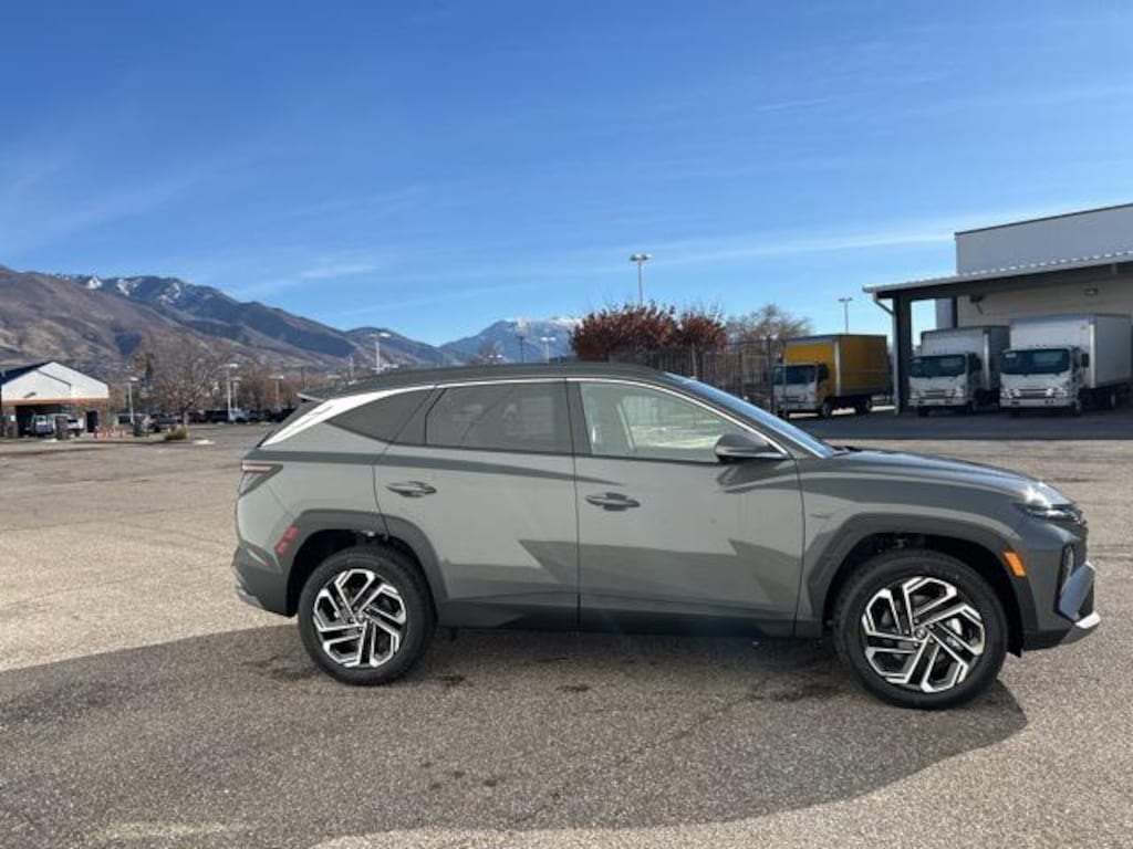 New 2026 Hyundai Tucson Limited AWD SUV