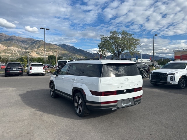 2025 Hyundai Santa Fe Limited photo 2