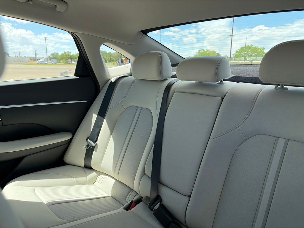 2026 Hyundai Sonata SEL - Photo 28