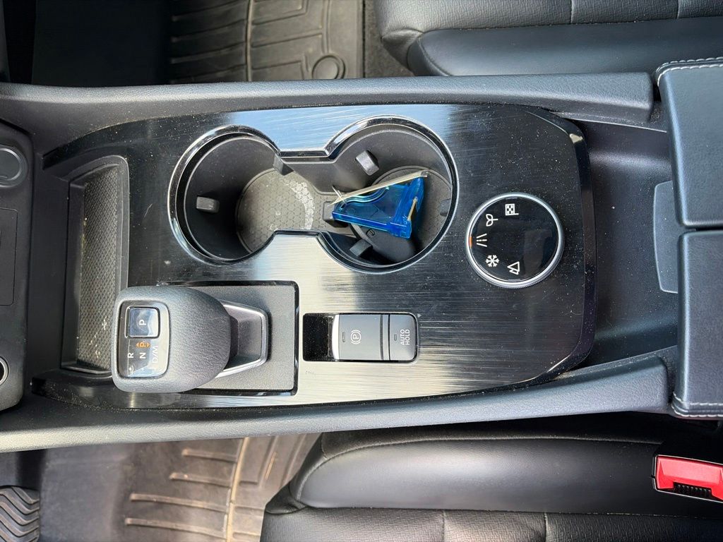 2021 Nissan Rogue SV - Photo 20