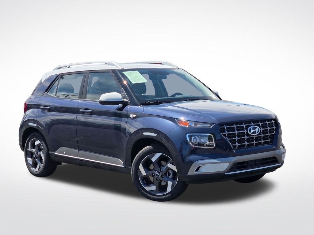 Used 2026 Hyundai Venue SEL SUV