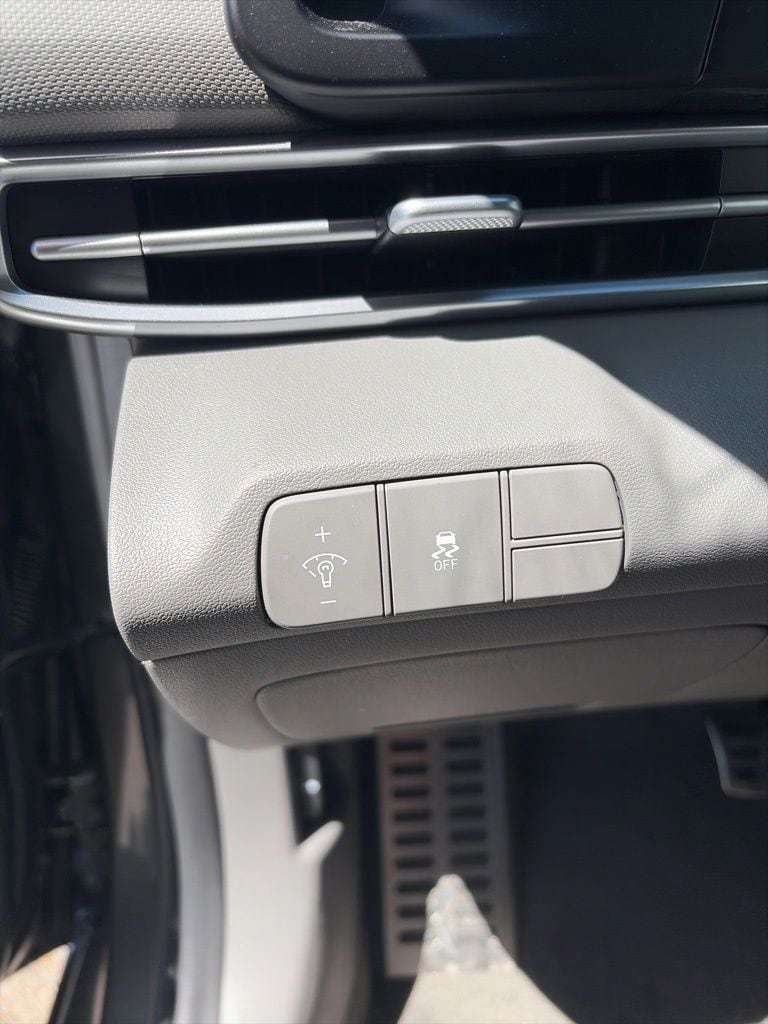 2025 Hyundai Elantra SEL - Photo 9