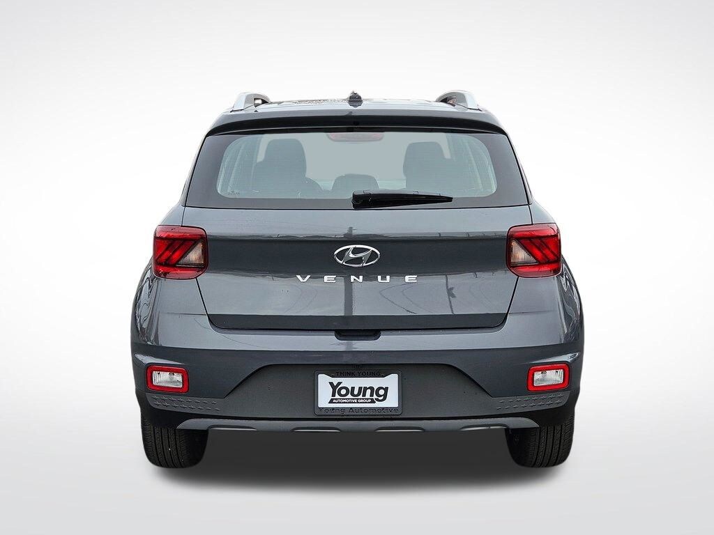 Used 2026 Hyundai Venue SEL SUV