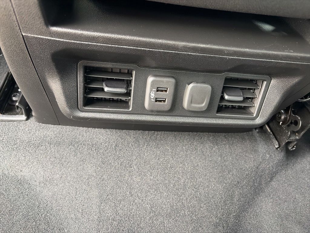 2021 Chevrolet Silverado 1500 LT - Photo 28