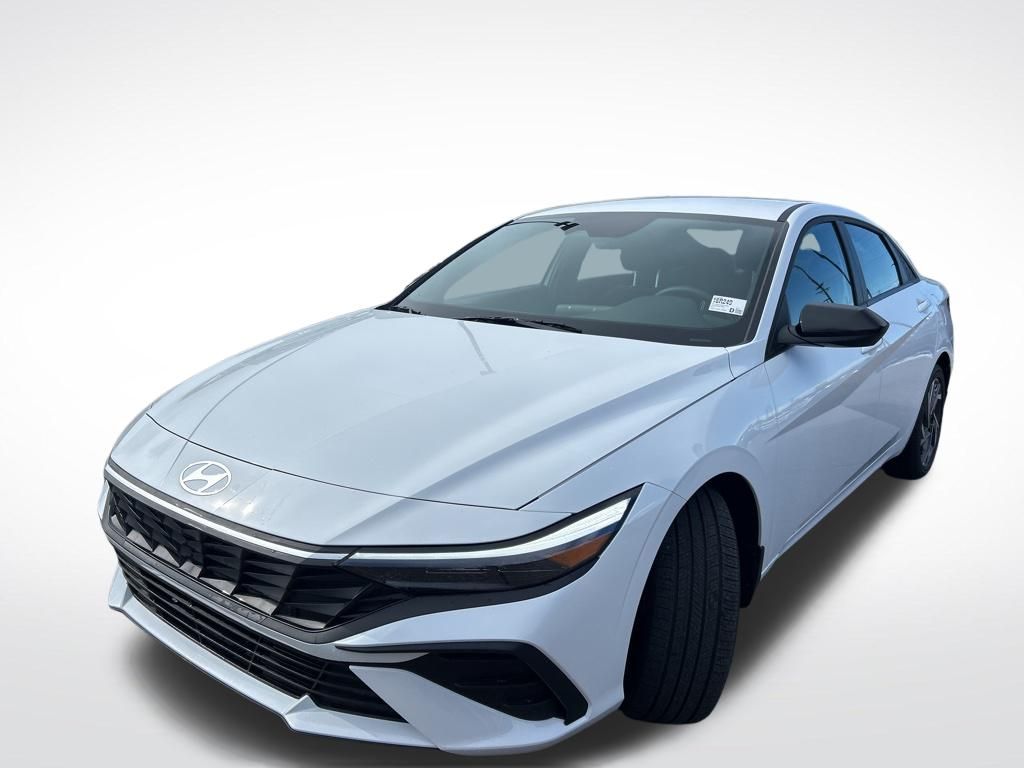 2025 Hyundai Elantra Blue