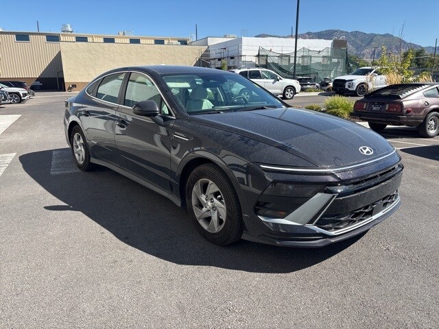 2025 Hyundai Sonata SE photo 3