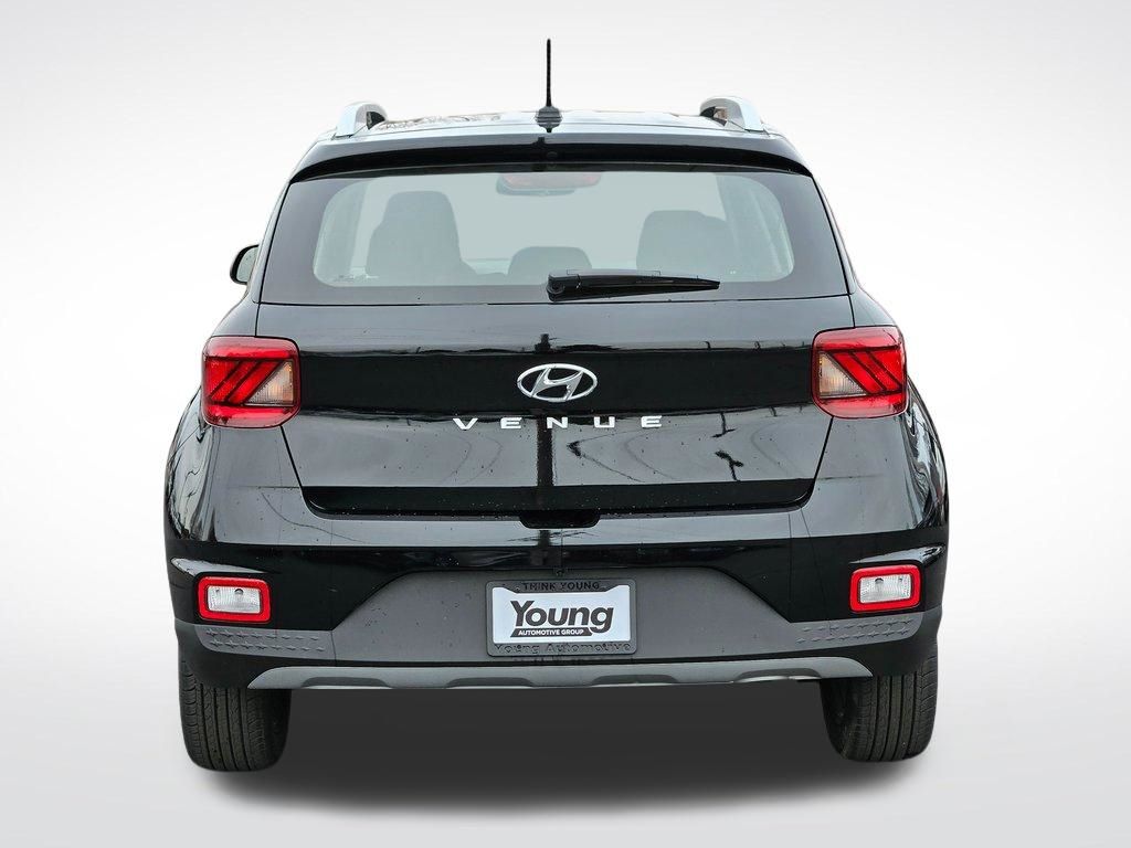 2026 Hyundai Venue SEL - Photo 4