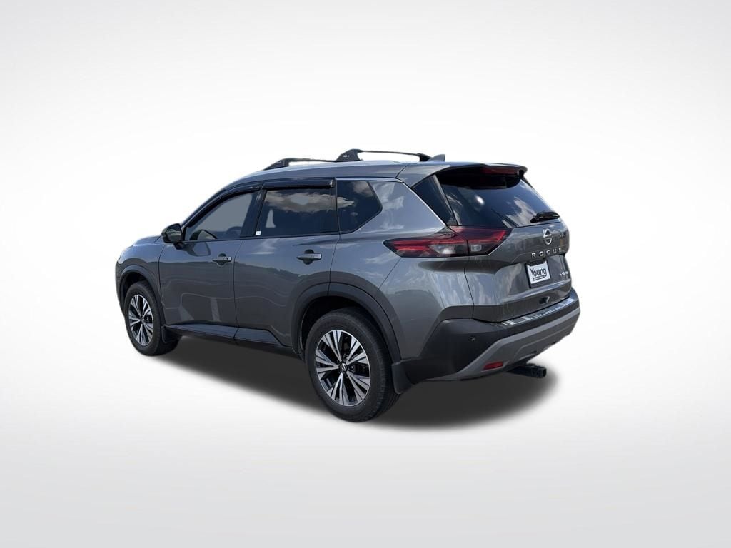 2021 Nissan Rogue SV - Photo 3