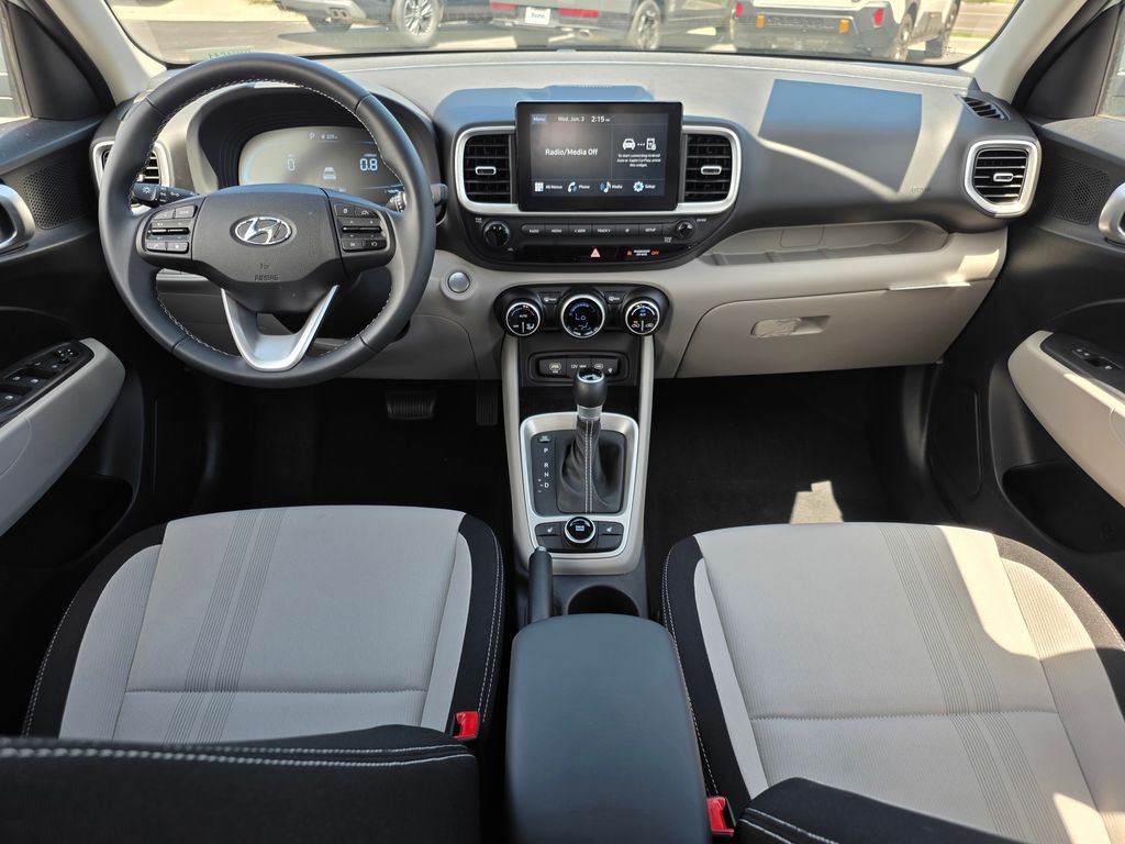 2026 Hyundai Venue SEL - Photo 16