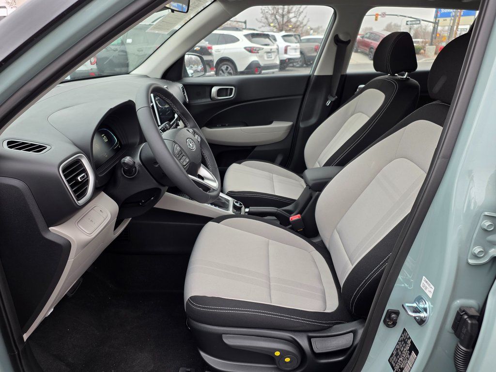 2026 Hyundai Venue SEL - Photo 13