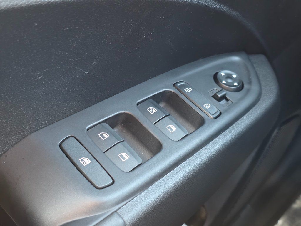 2026 Hyundai Venue SEL - Photo 22