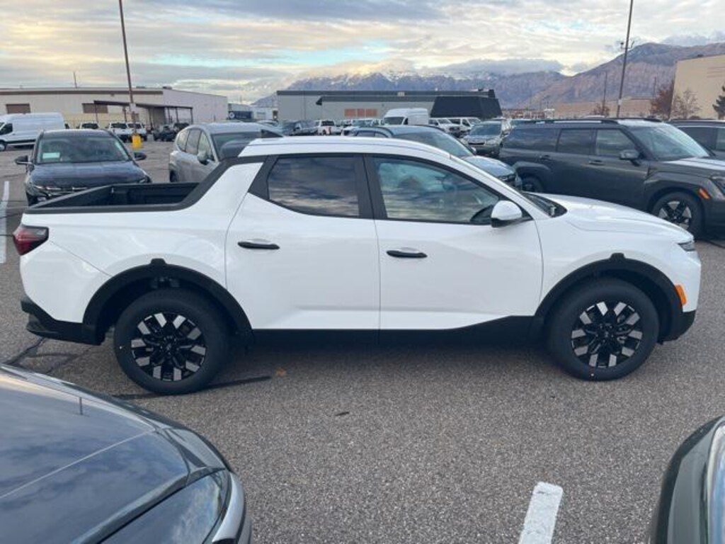 New 2026 Hyundai Santa Cruz SE FWD Truck