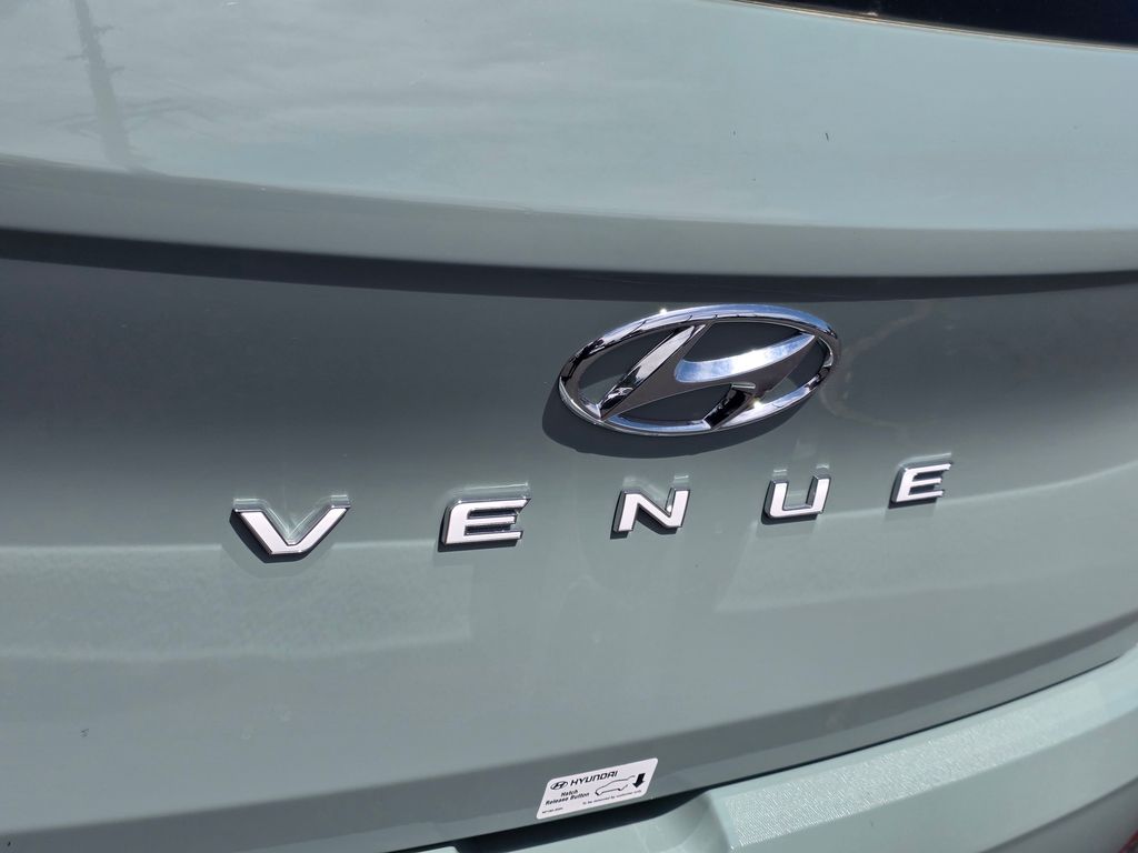 2026 Hyundai Venue SEL - Photo 10