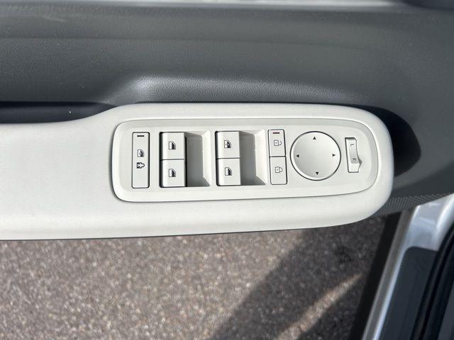 2026 Hyundai Santa Fe SE - Photo 12