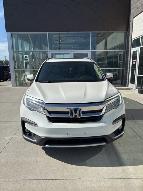 Used 2019 Honda Pilot Touring with VIN 5FNYF6H98KB008102 for sale in Ogden, UT