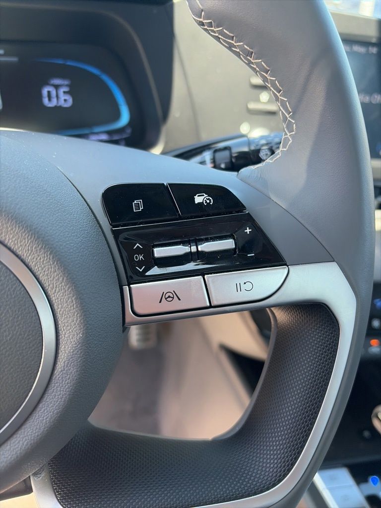 2025 Hyundai Elantra SEL - Photo 11