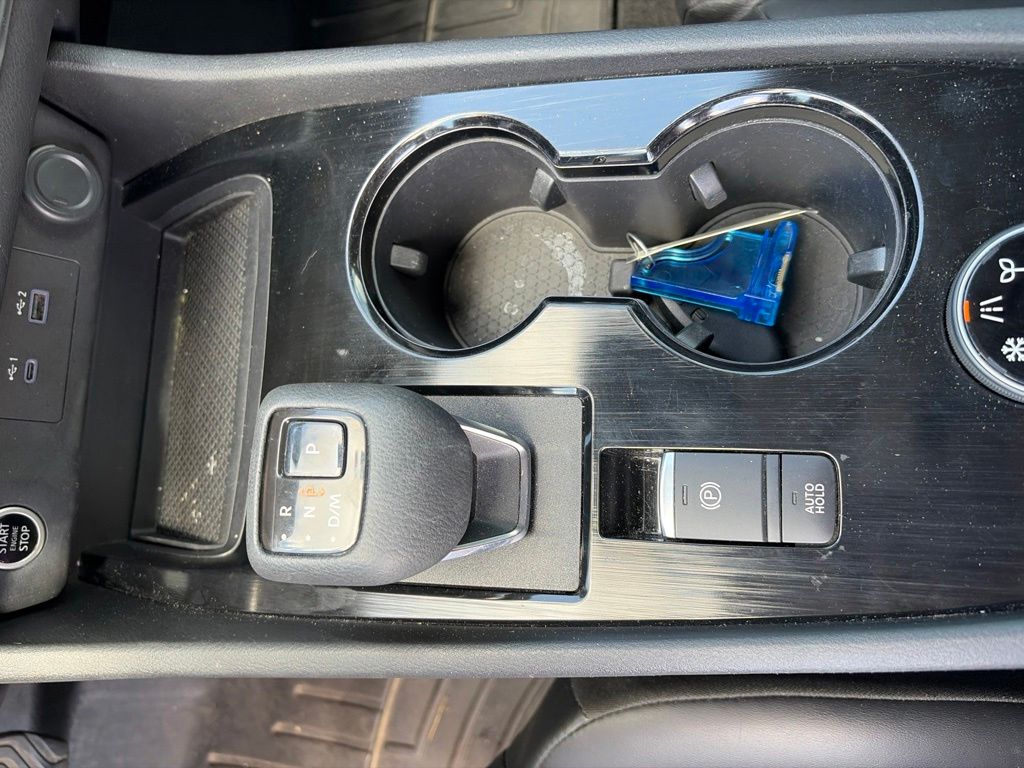 2021 Nissan Rogue SV - Photo 19