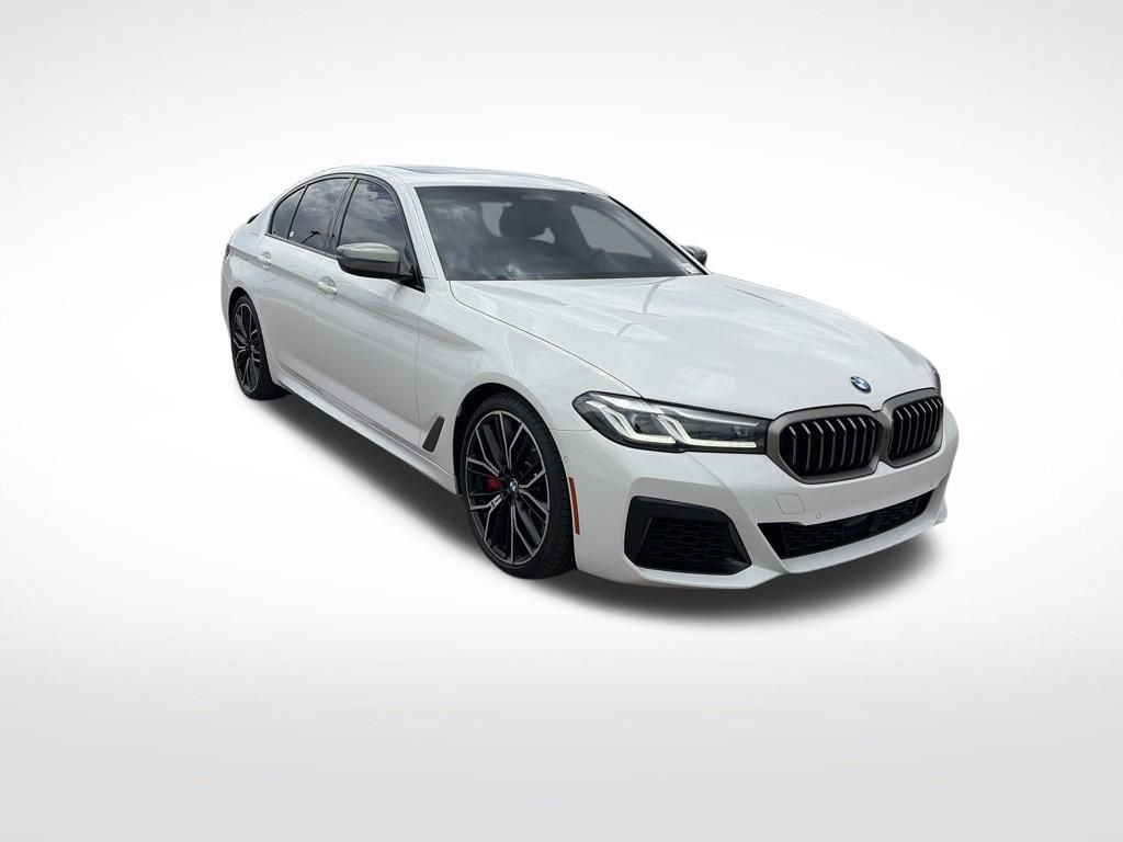 2021 BMW 5 Series M550i - Photo 6