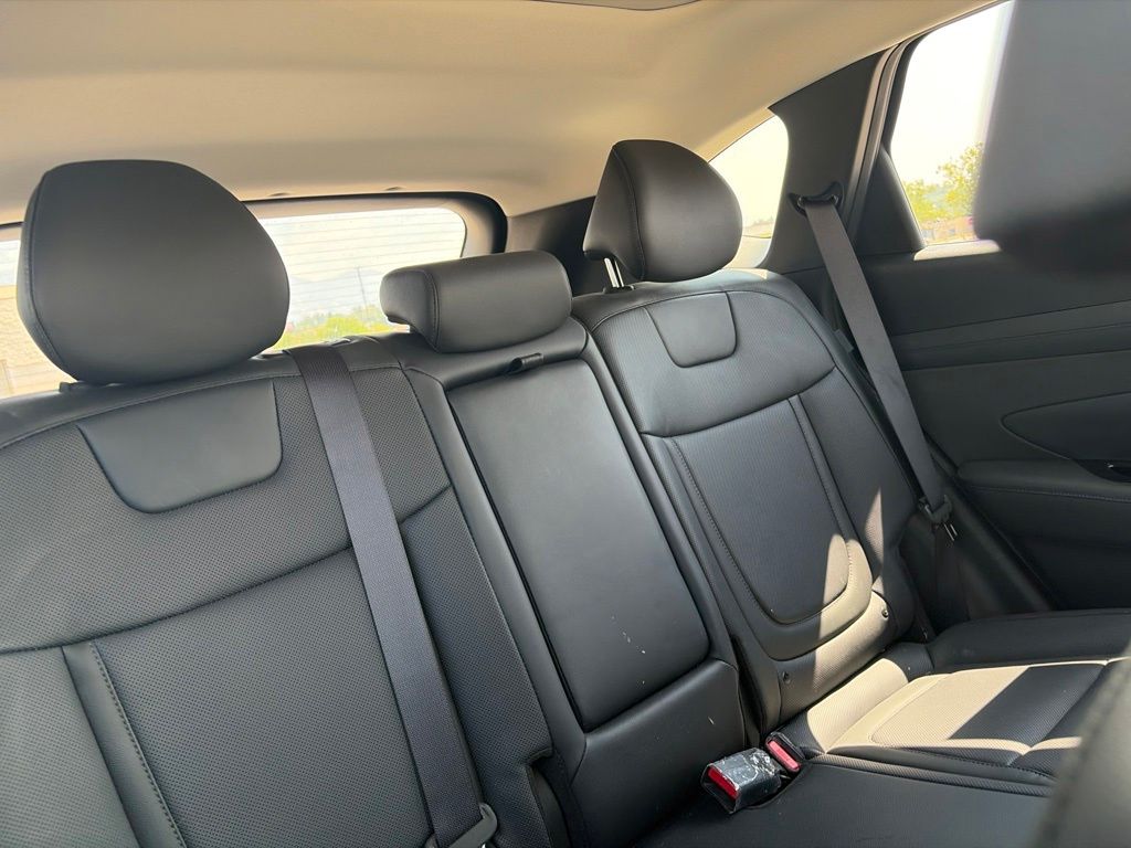 2025 Hyundai Tucson Limited - Photo 32