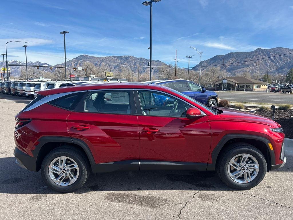 New 2026 Hyundai Tucson SE AWD SUV