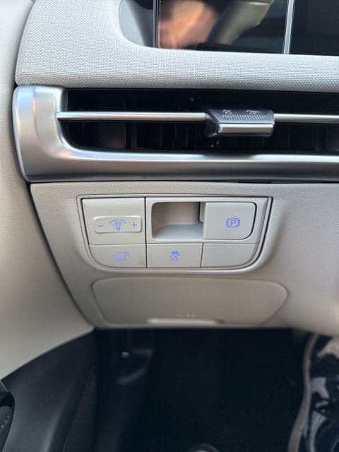 2025 Hyundai Tucson Limited - Photo 20