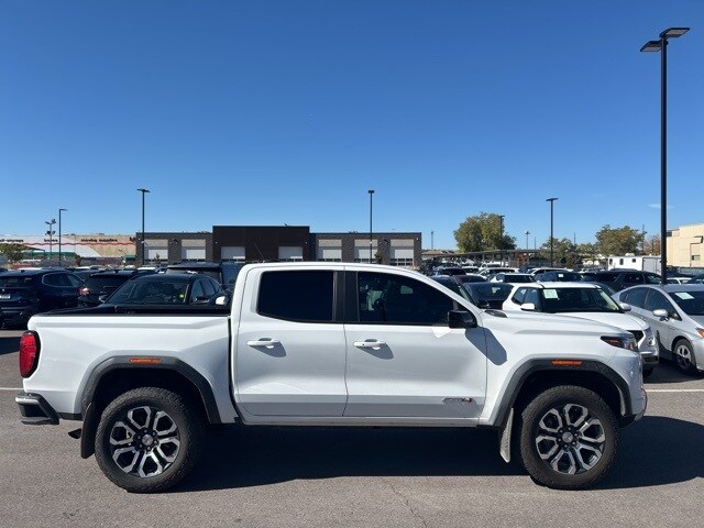 2024 Gmc Canyon AT4 photo 2