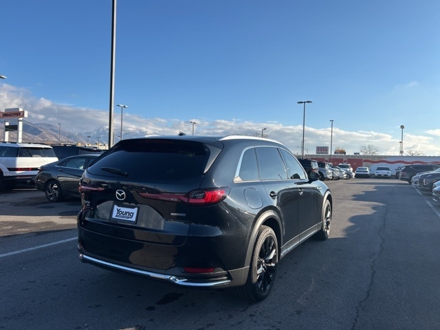 2024 Mazda CX-90 Premium Plus photo 3