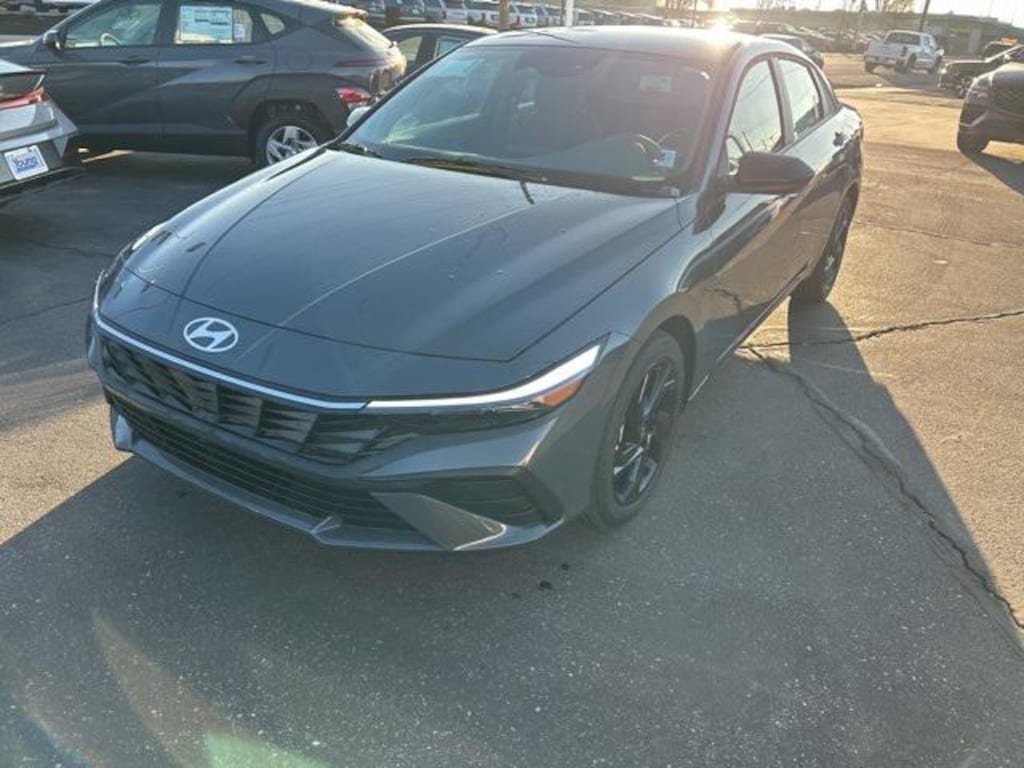 New 2026 Hyundai Elantra SEL Sport Sedan