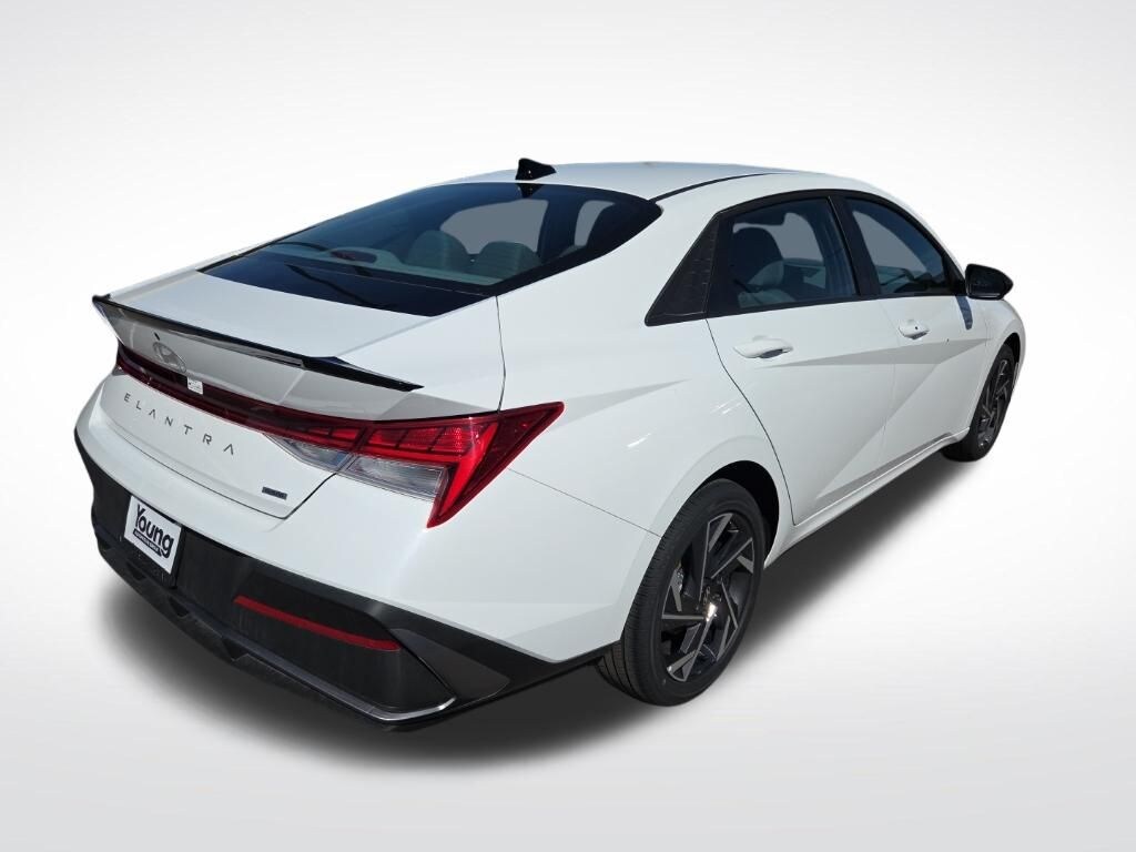 Certified 2025 Hyundai Elantra Hybrid SEL Sport Sedan