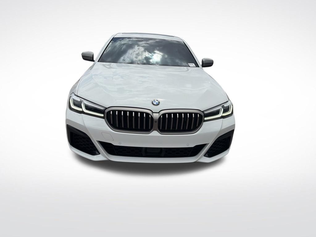 2021 BMW 5 Series M550i - Photo 7