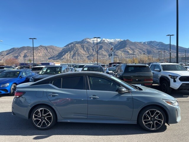 2024 Nissan Sentra SR photo 4