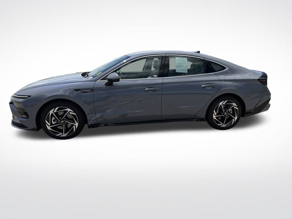 2026 Hyundai Sonata SEL - Photo 2