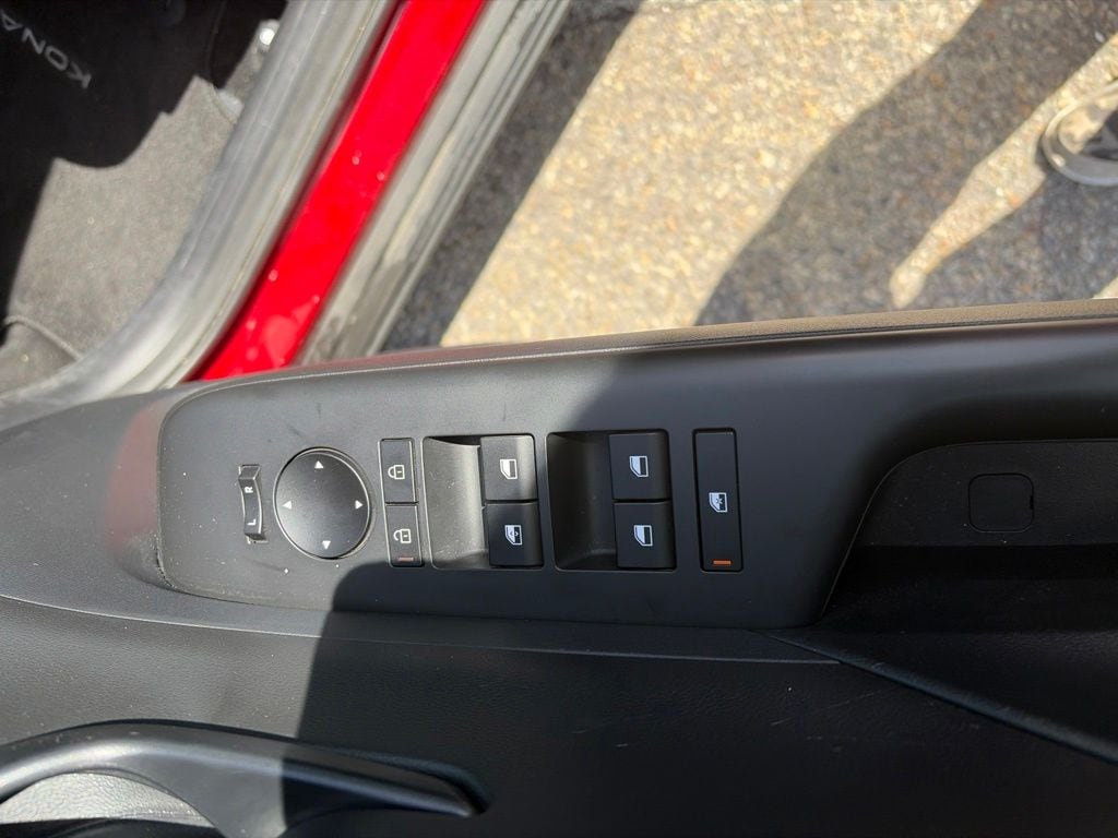 2026 Hyundai Kona SE - Photo 9