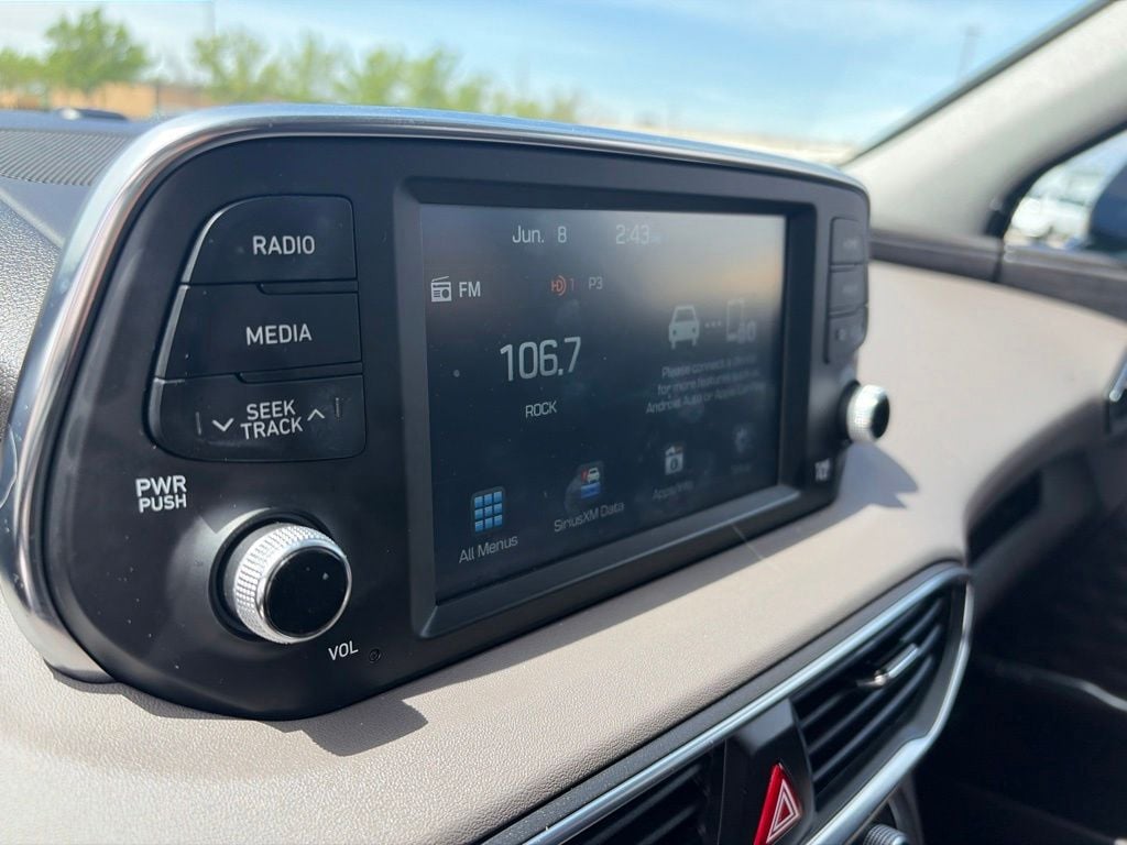 2020 Hyundai Santa Fe SEL - Photo 16