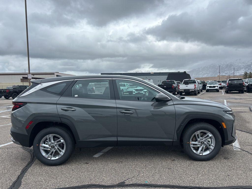 New 2026 Hyundai Tucson SE AWD SUV