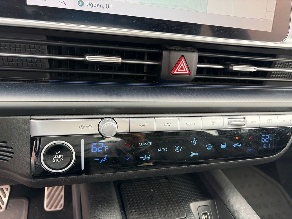 2023 Hyundai IONIQ 6 Limited - Photo 18