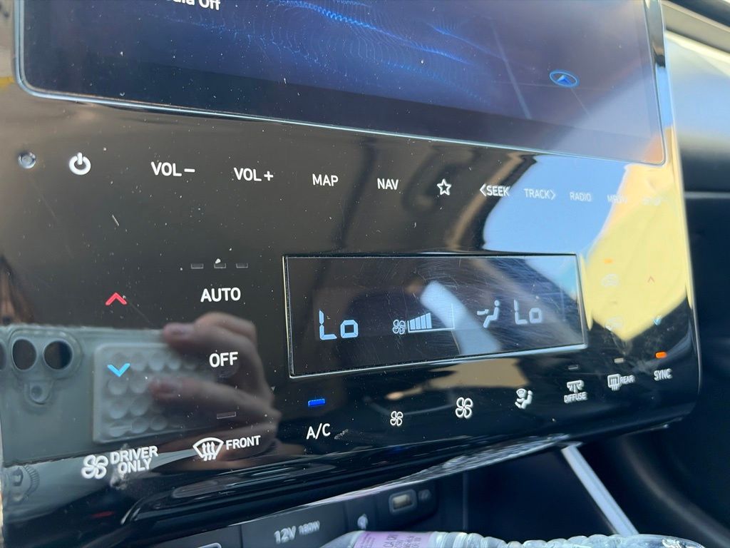 2022 Hyundai Tucson Limited - Photo 18
