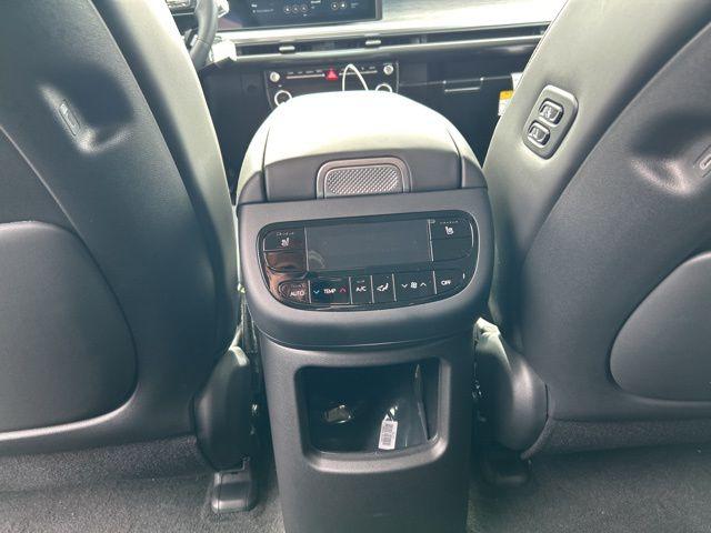 2026 Hyundai IONIQ 9 SEL - Photo 28