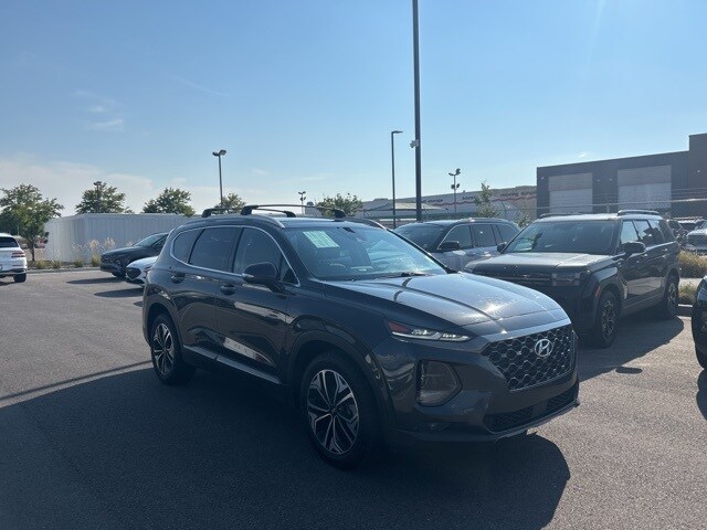 2020 Hyundai Santa Fe Limited photo 2