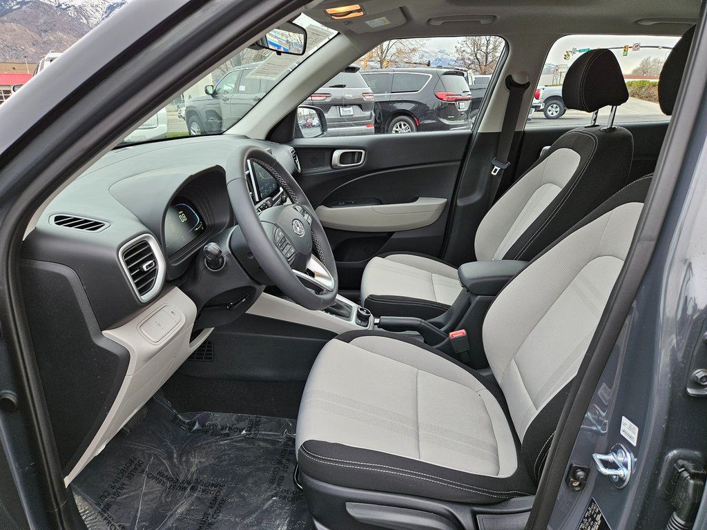 2026 Hyundai Venue SEL - Photo 13
