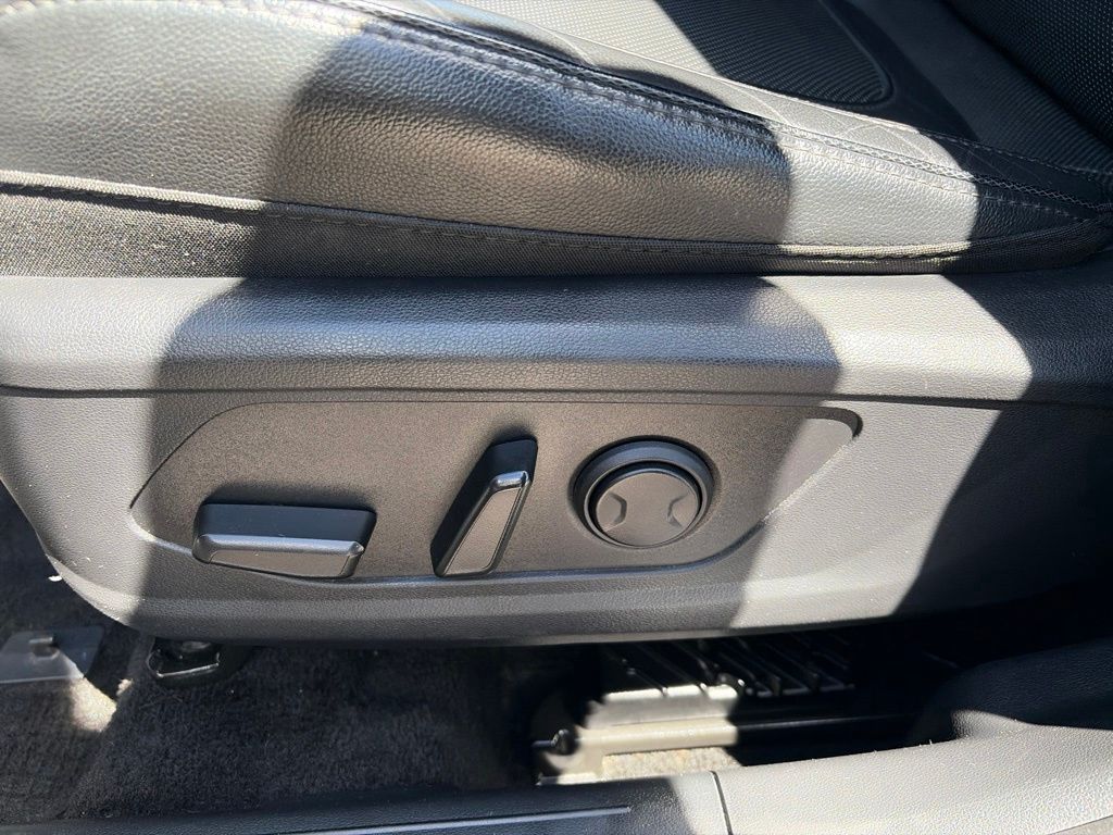 2022 Hyundai Tucson Limited - Photo 12