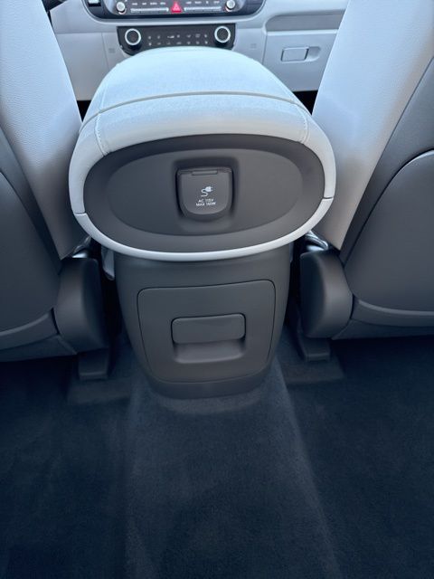 2026 Hyundai Palisade Limited - Photo 16